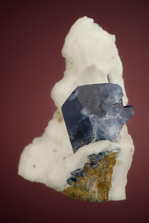 BENITOITE